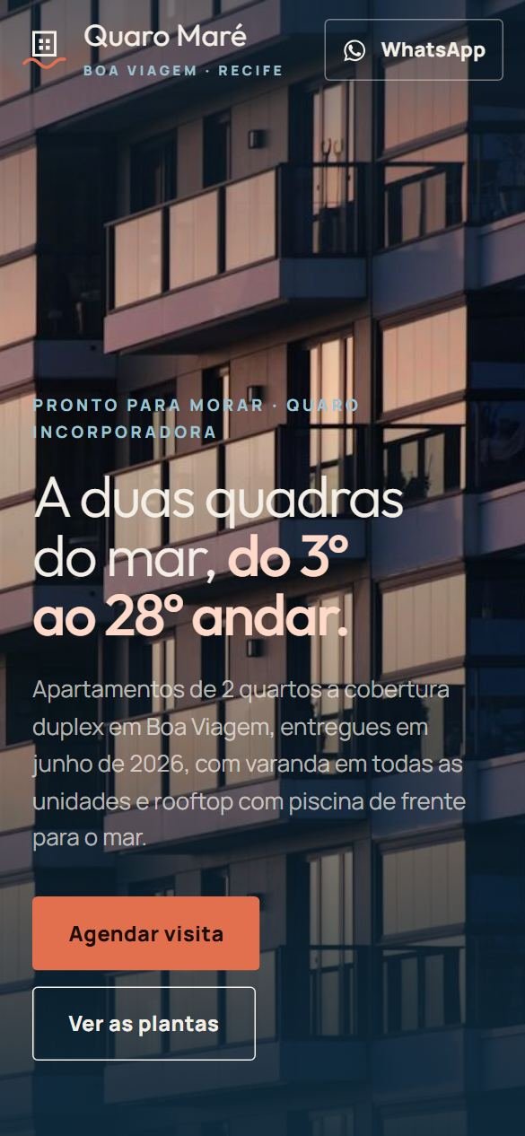 O site no celular, com o título sobre a foto do edifício e os botões de visita e plantas.